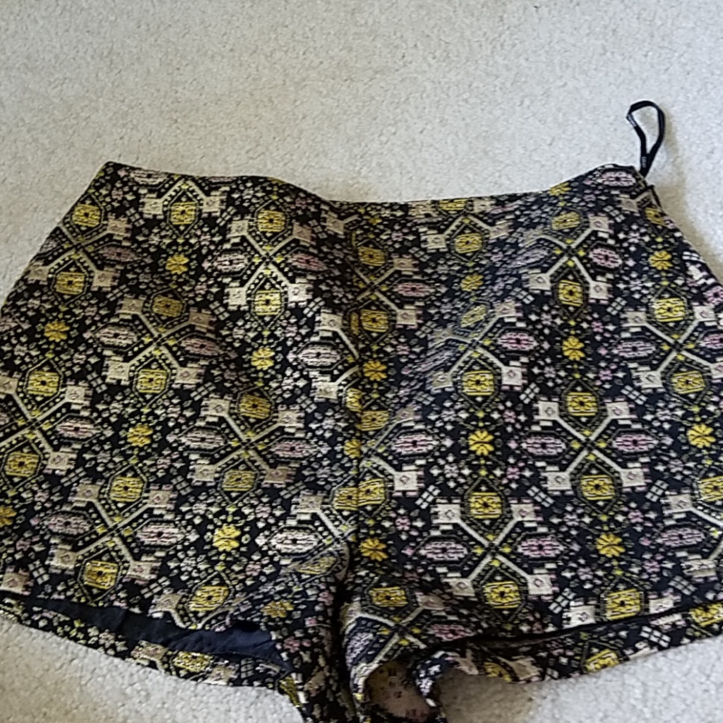 Forever 21 Short